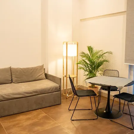 Rent Casa Almika Giulio Petroni Daire